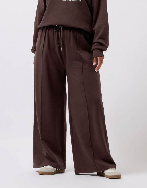 Yours Clothing Wide leg joggers in brown