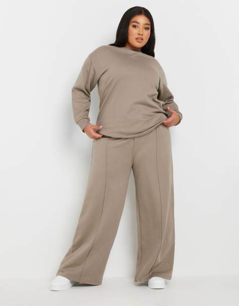 Yours Clothing Wide leg joggers in brown - view 1