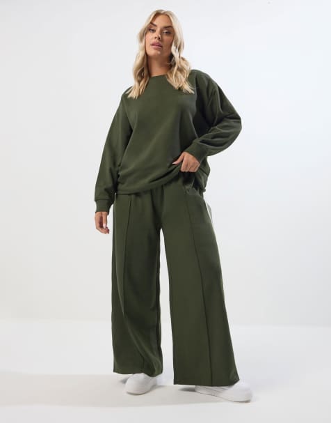 Yours Clothing Wide leg joggers in green - view 1