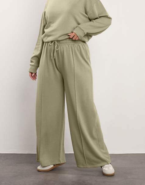 Yours Clothing Wide leg joggers in green - view 1