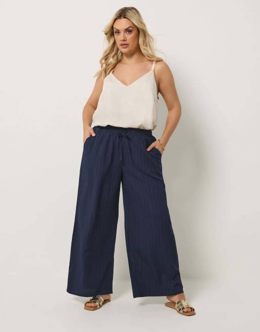 Yours Clothing Wide leg textured trousers in blue, 2 of 4