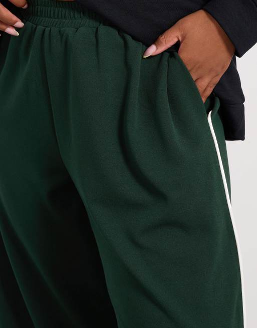 Yours Clothing Wide leg trousers in green, 2 of 4