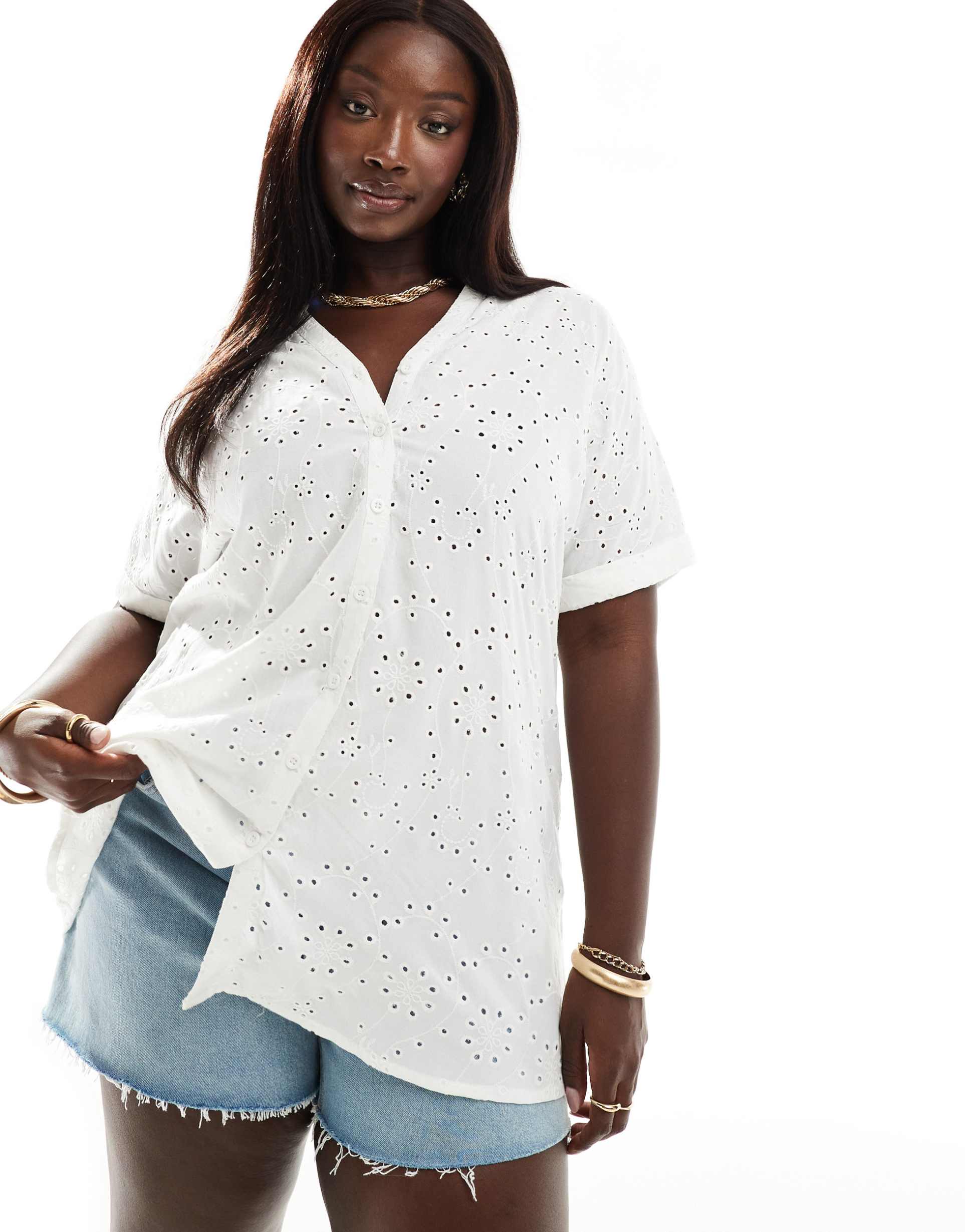 yours eyelet top in white