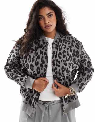 Yours Yours oversized jersey bomber jacket in grey leopard print-Black