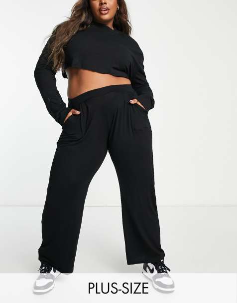 Yours pleated wide leg tailored trouser in black - view 1