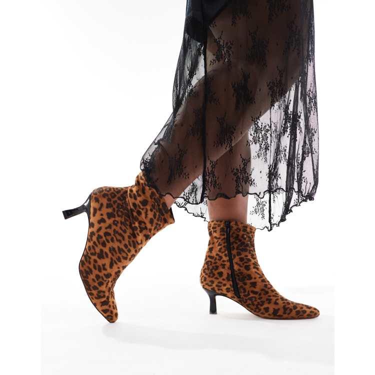 Pointed leopard print boots best sale