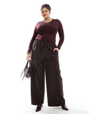 pull on wide leg pants in chocolate-Brown