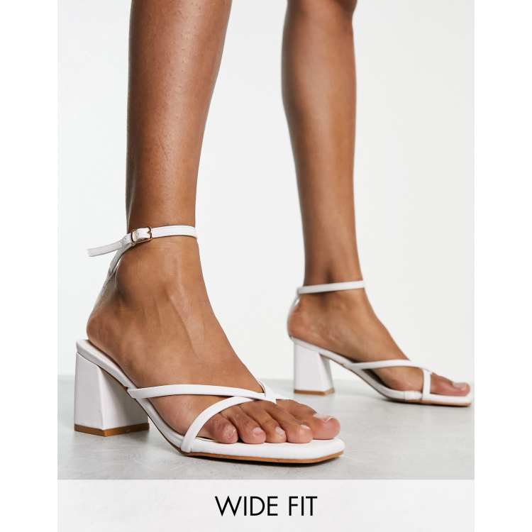 Wide 2025 strappy heels