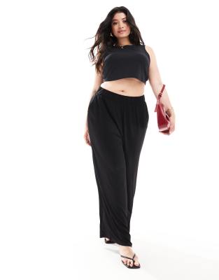 wide leg pants in black