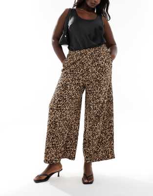 wide leg pull on pants in leopard print-Multi