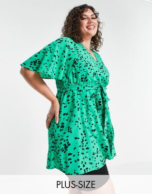 Yours Yours wrap top in green pattern