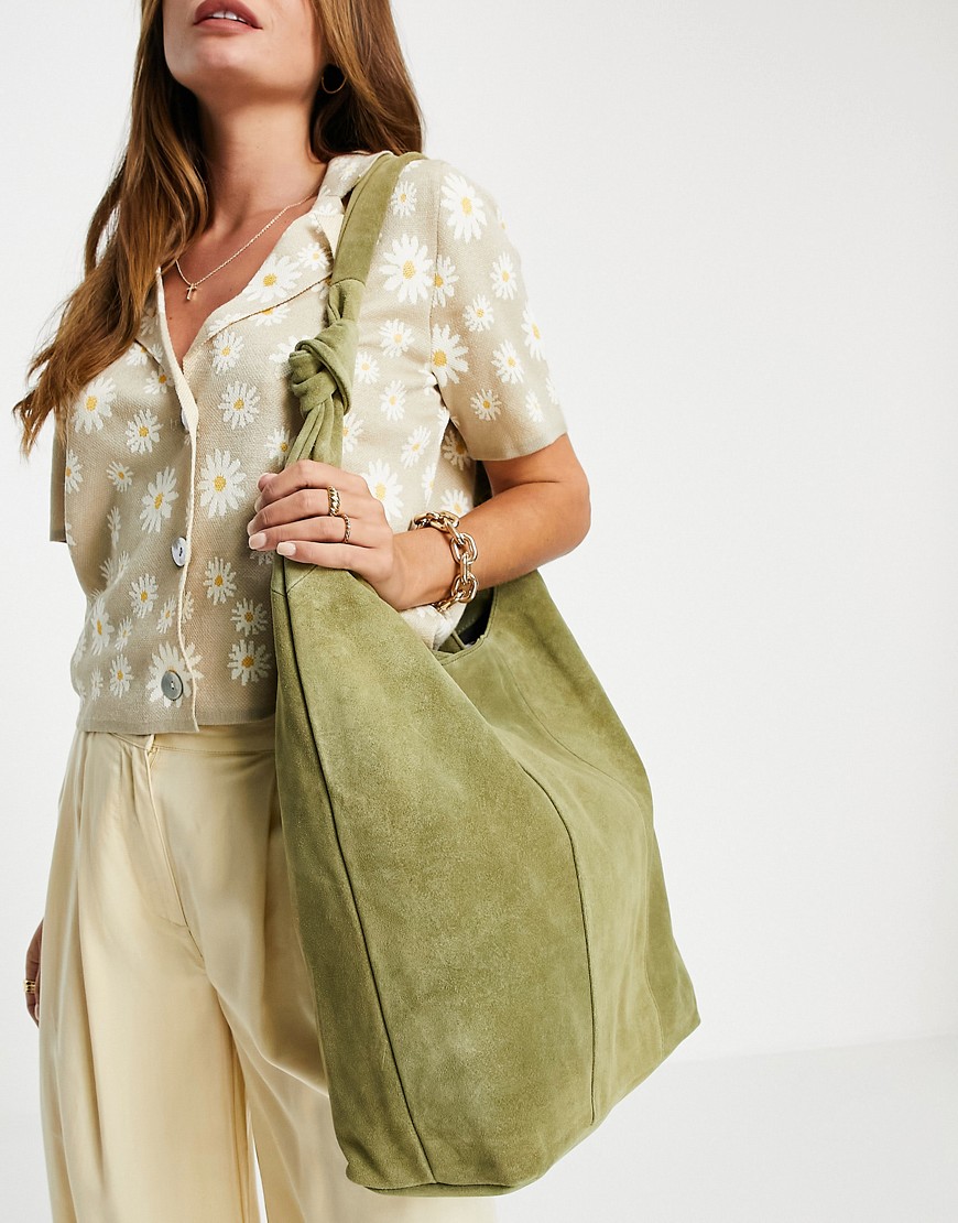 Замшевая мешковатая сумка-тоут цвета хаки с акцентным ремнем ASOS DESIGN-Зеленый цвет