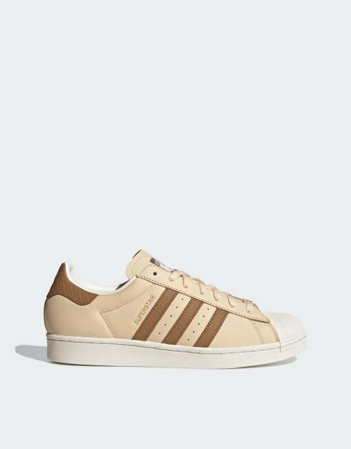 Zapatillas beis Superstar de adidas Originals