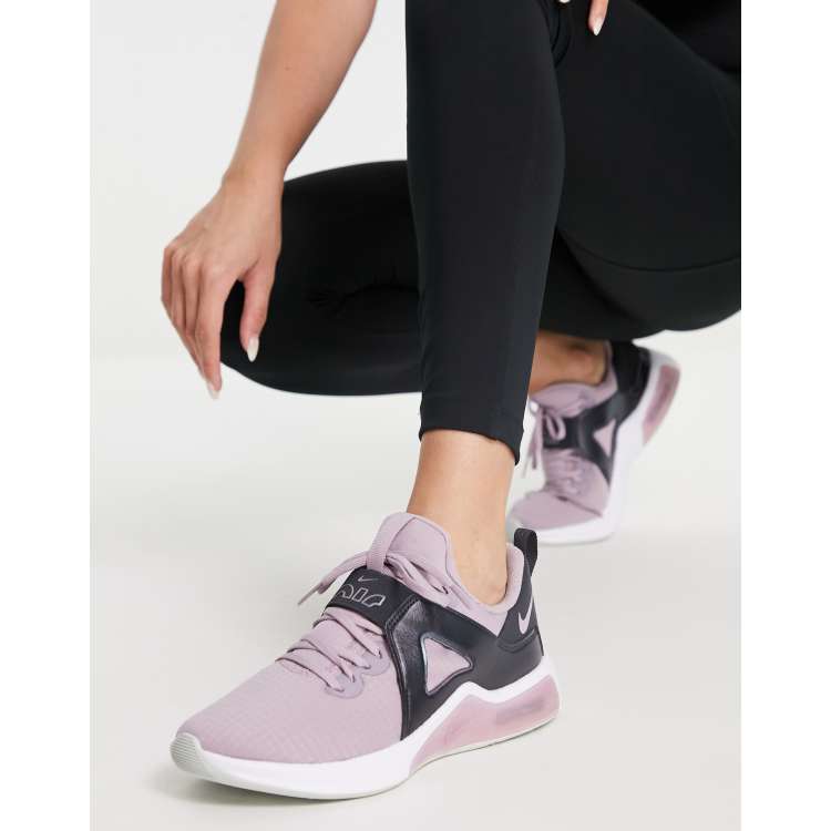 Zapatillas blancas Air Bella 5 premium de Nike Training | ASOS