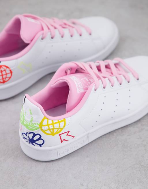 Zapatillas blancas con estampado grafico Stan Smith de adidas Originals