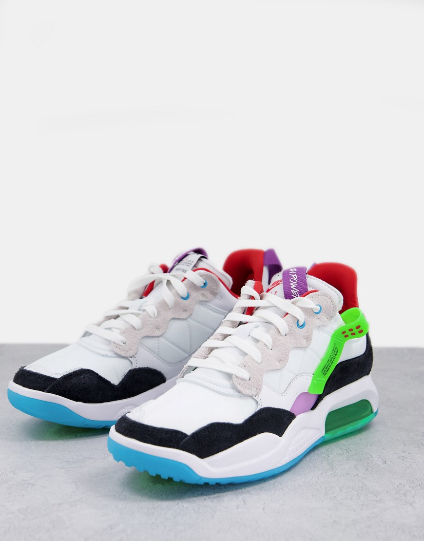 Zapatillas blancas y grises MA2 Jordan de Nike-Blanco