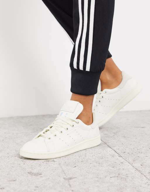 Zapatillas color hueso premium Stan Smith de adidas Originals
