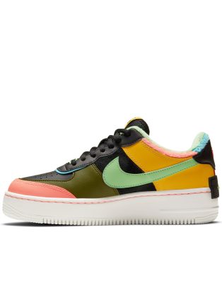 nike de colores fluorescentes