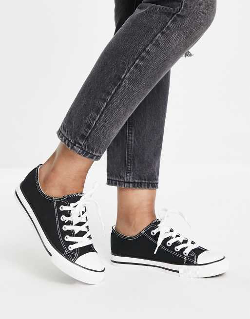 Look con zapatillas all star sales