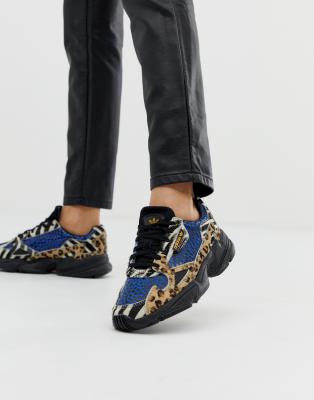 zapatillas adidas estampado leopardo