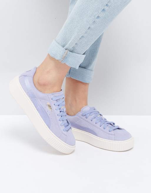 Trágico Peticionario prestar Zapatillas con plataforma plana de satén y ante en lila de Puma | ASOS