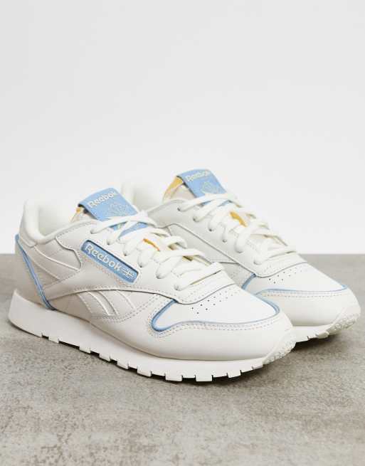 grueso Contabilidad Casarse Zapatillas de cuero blancas con detalles en azul Classic de Reebok | ASOS