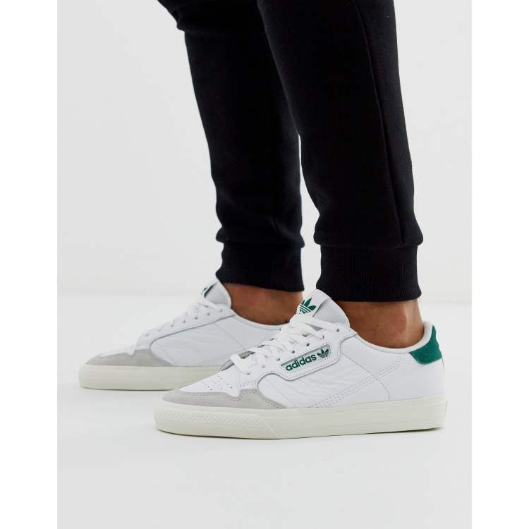 nuestra verano Accesorios Zapatillas de cuero con trabilla verde continental 80 vulc de adidas  Originals | ASOS