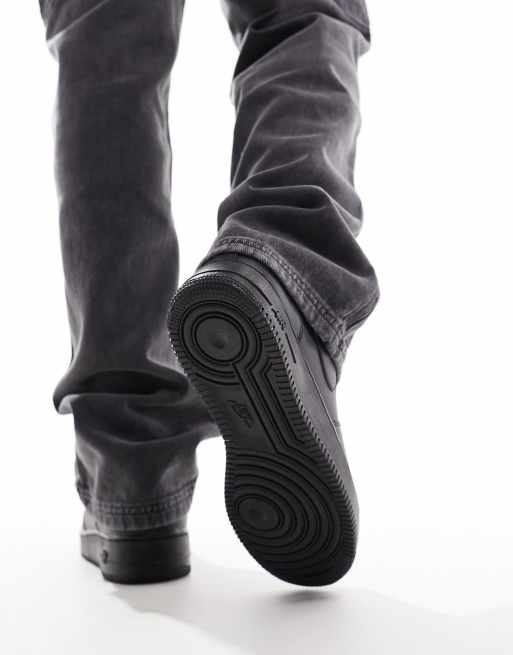 Zapatillas de deporte abotinadas en negro Air Force 1 07 de Nike, 3 de 5
