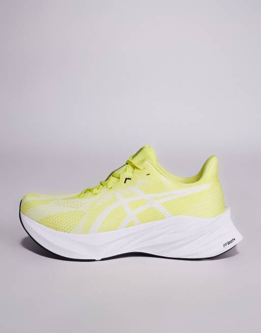 Zapatillas de deporte amarillo cítrico y blancas para correr