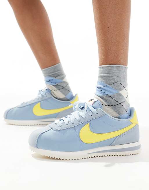 Zapatillas de deporte azul claro y amarillas de ante Cortez TXT de