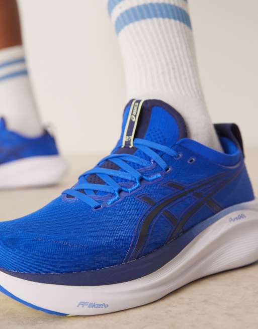 Zapatillas de deporte azules y blancas para correr Gel-Nimbus 27 de Asics, 4 de 5