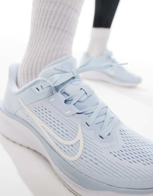 Zapatillas de deporte azules y blancas Quest 6 de Nike Running, 4 de 5