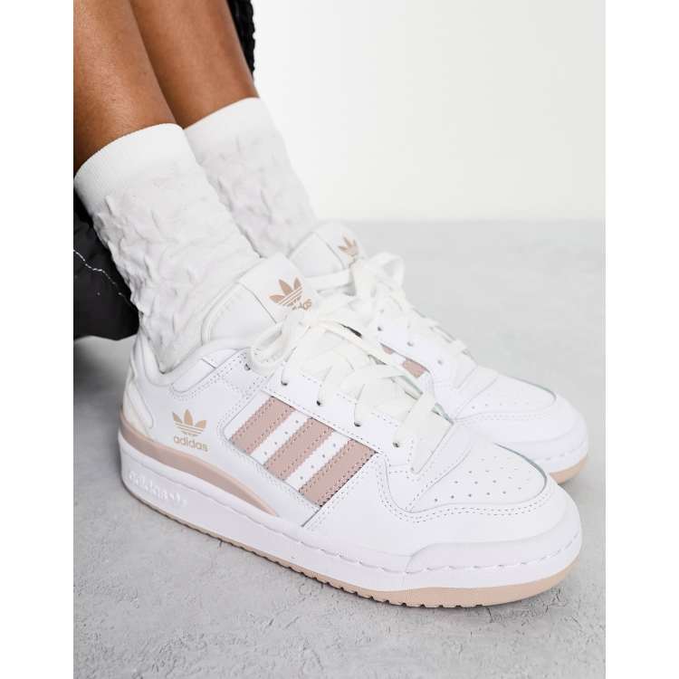 Zapatillas de deporte bajas blancas y color topo Forum Low de