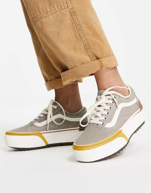 Zapatillas de beis con de lona Skool de Vans | ASOS