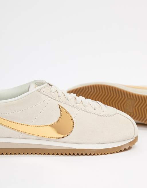 Zapatillas de deporte beis de ante dorado Cortez Se de | ASOS