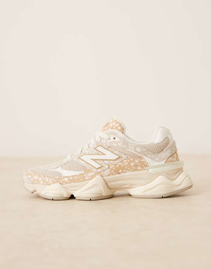 New Balance 9060 Beige