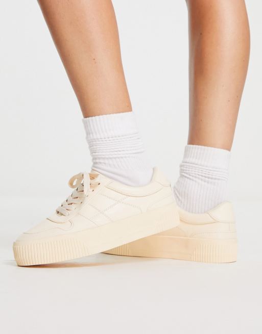 Zapatillas de deporte beis uniforme con cordones y plataforma plana Duet de ASOS DESIGN