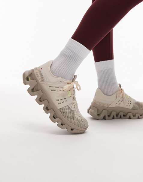 Zapatillas de deporte beis y caquis para correr Cloudswift Amp de ON - view 1