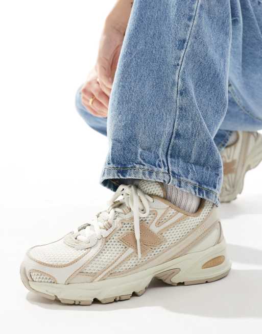 Zapatillas de deporte beis y color tostado 740 de New Balance