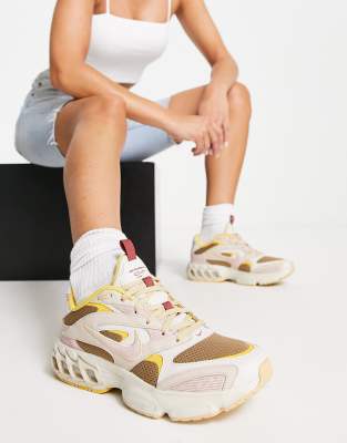 Zapatillas de deporte beis y rosa pálido Zoom Air Fire de Nike | ASOS