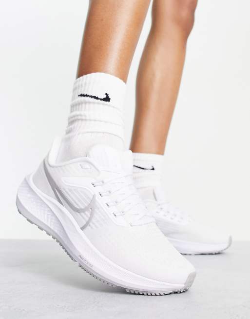 Más allá Diez Eficiente Zapatillas de deporte blancas Air Zoom Pegasus 39 de Nike Running | ASOS