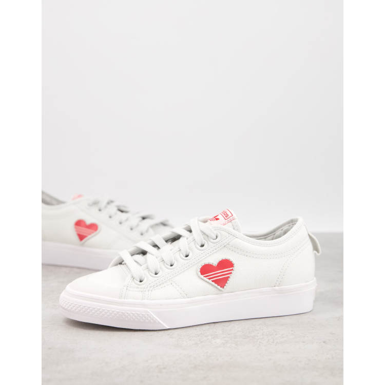 Tenis adidas corazones new arrivals