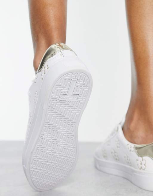 Zapatillas de deporte blancas con estampado de magnolias doradas Taliy de Ted Baker, 2 de 4