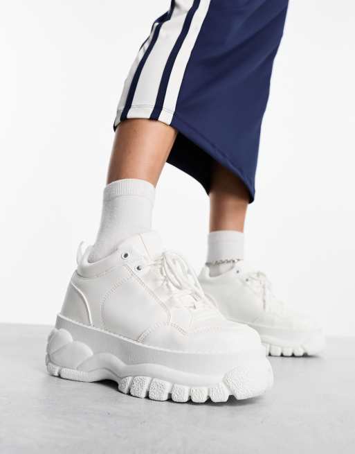 probabilidad Lima Chorrito Zapatillas de deporte blancas con plataforma plana Defy de ASOS DESIGN |  ASOS