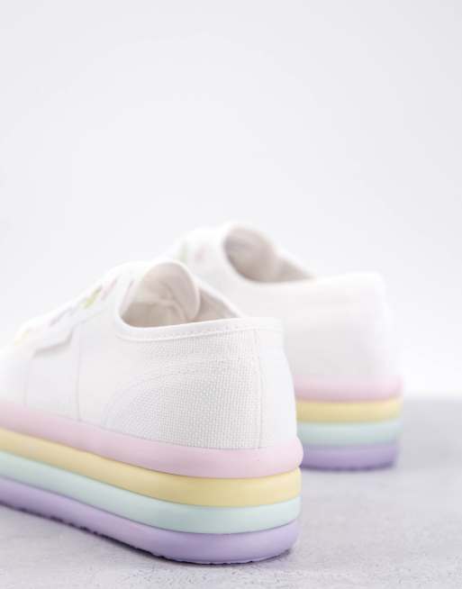 Zapatillas de deporte blancas con plataforma plana en tonos pastel 2790 de Superga, 3 de 4