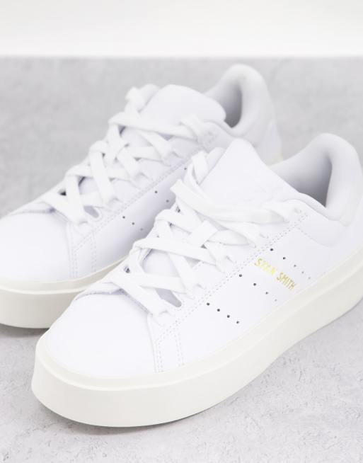 Zapatillas de deporte blancas con plataforma Stan Smith Bonega de adidas Originals