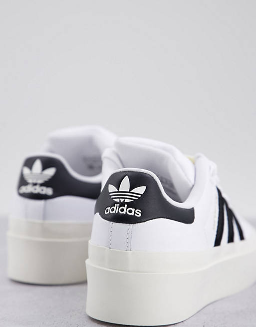 Inconcebible exposición Odiseo Zapatillas de deporte blancas con plataforma Superstar Bonega de adidas  Originals | ASOS