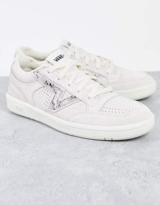 Zapatillas de deporte blancas de ante con estampado de serpiente Lowland CC de Vans
