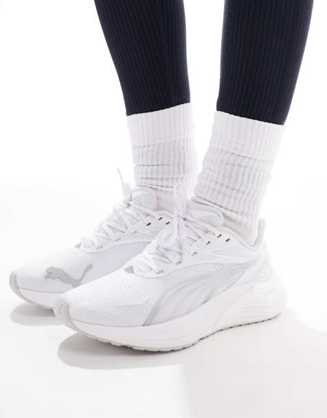 Zapatillas de deporte blancas Electrify Nitro 4 de PUMA - view 1