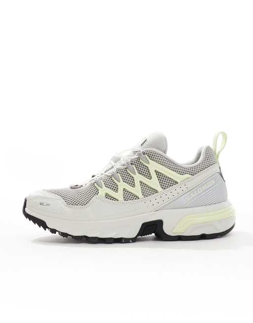 Zapatillas de deporte blancas, grises y verde lima ACS + OG de Salomon, 2 de 5